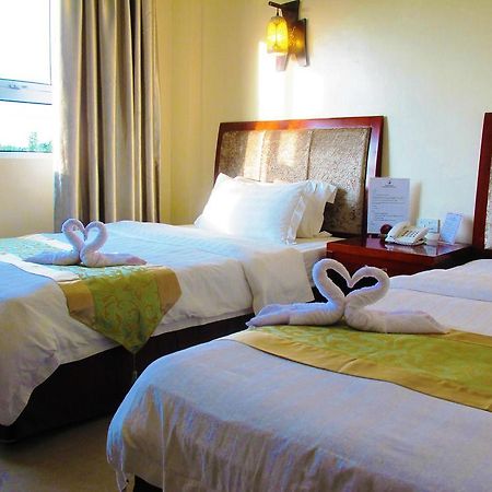 Golden Phoenix Hotel Boracay Manoc-Manoc Экстерьер фото