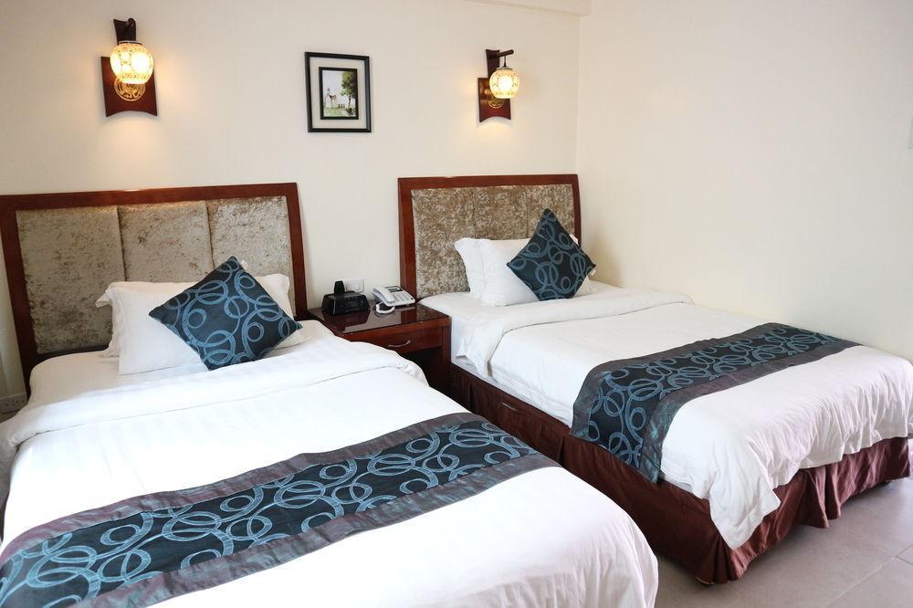 Golden Phoenix Hotel Boracay Manoc-Manoc Экстерьер фото