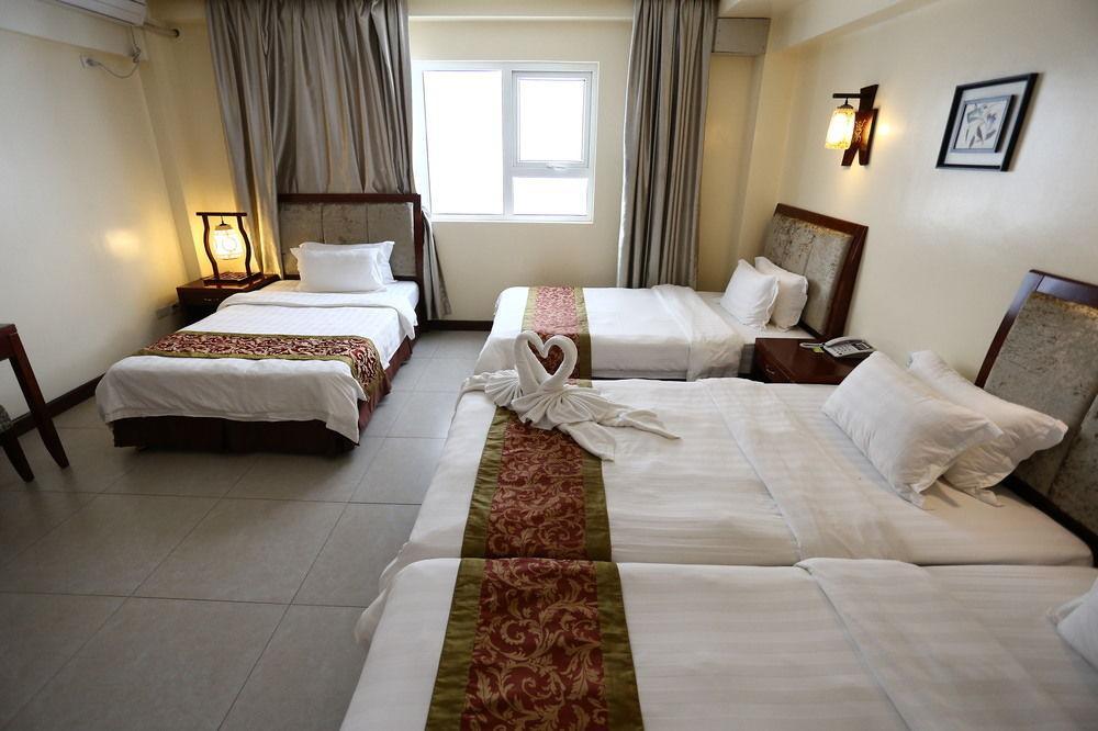 Golden Phoenix Hotel Boracay Manoc-Manoc Экстерьер фото