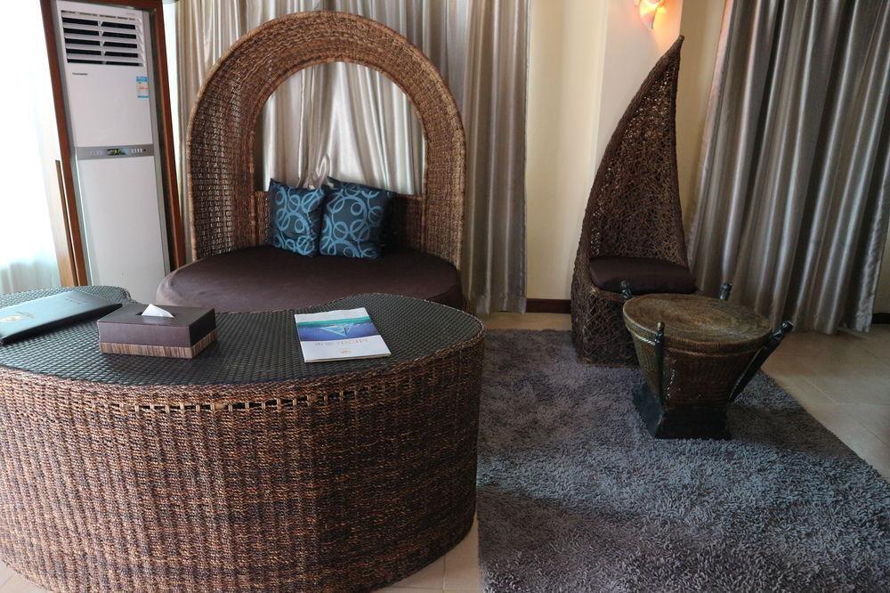 Golden Phoenix Hotel Boracay Manoc-Manoc Экстерьер фото