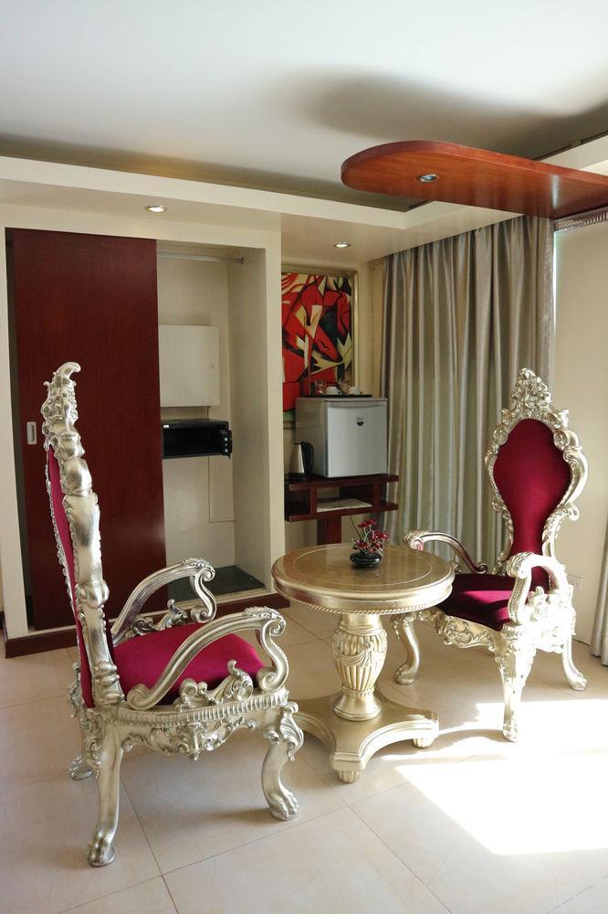 Golden Phoenix Hotel Boracay Manoc-Manoc Экстерьер фото