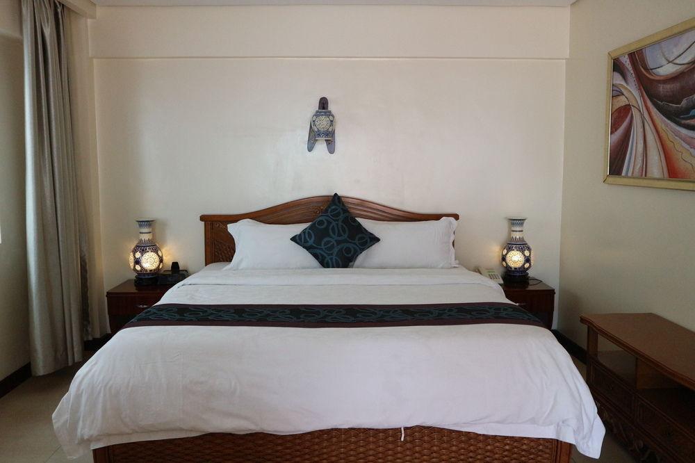 Golden Phoenix Hotel Boracay Manoc-Manoc Экстерьер фото