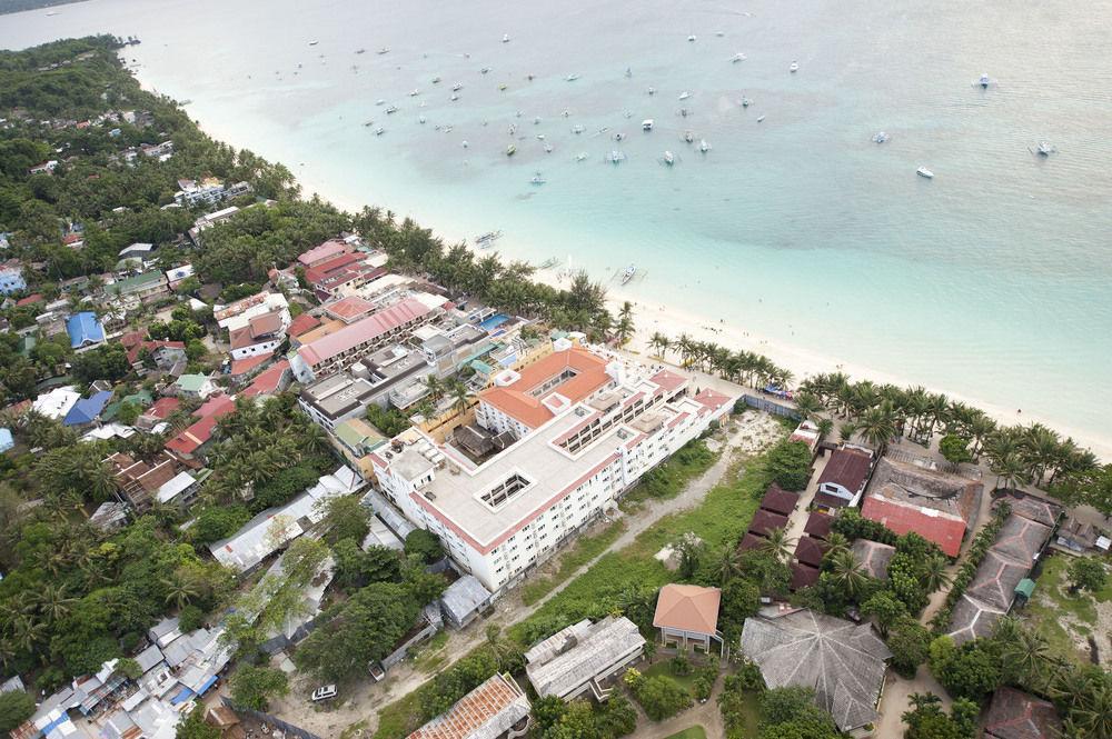 Golden Phoenix Hotel Boracay Manoc-Manoc Экстерьер фото