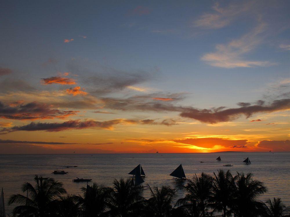 Golden Phoenix Hotel Boracay Manoc-Manoc Экстерьер фото